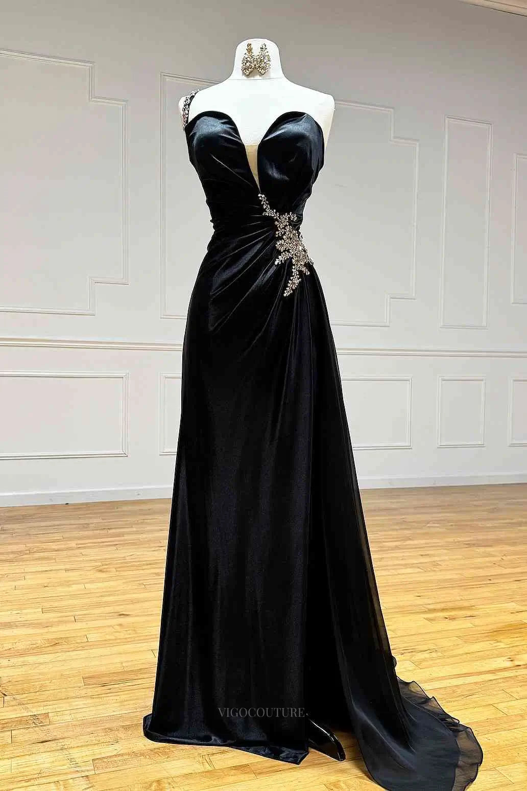Black Satin Sheath Prom Dresses 2025 Sweetheart Neck Formal Dresses with Slit 25131 - Black / US8 Black Satin Sheath Prom Dresses 2025 Sweetheart Neck Formal Dresses with Slit 25131 - Black / US8