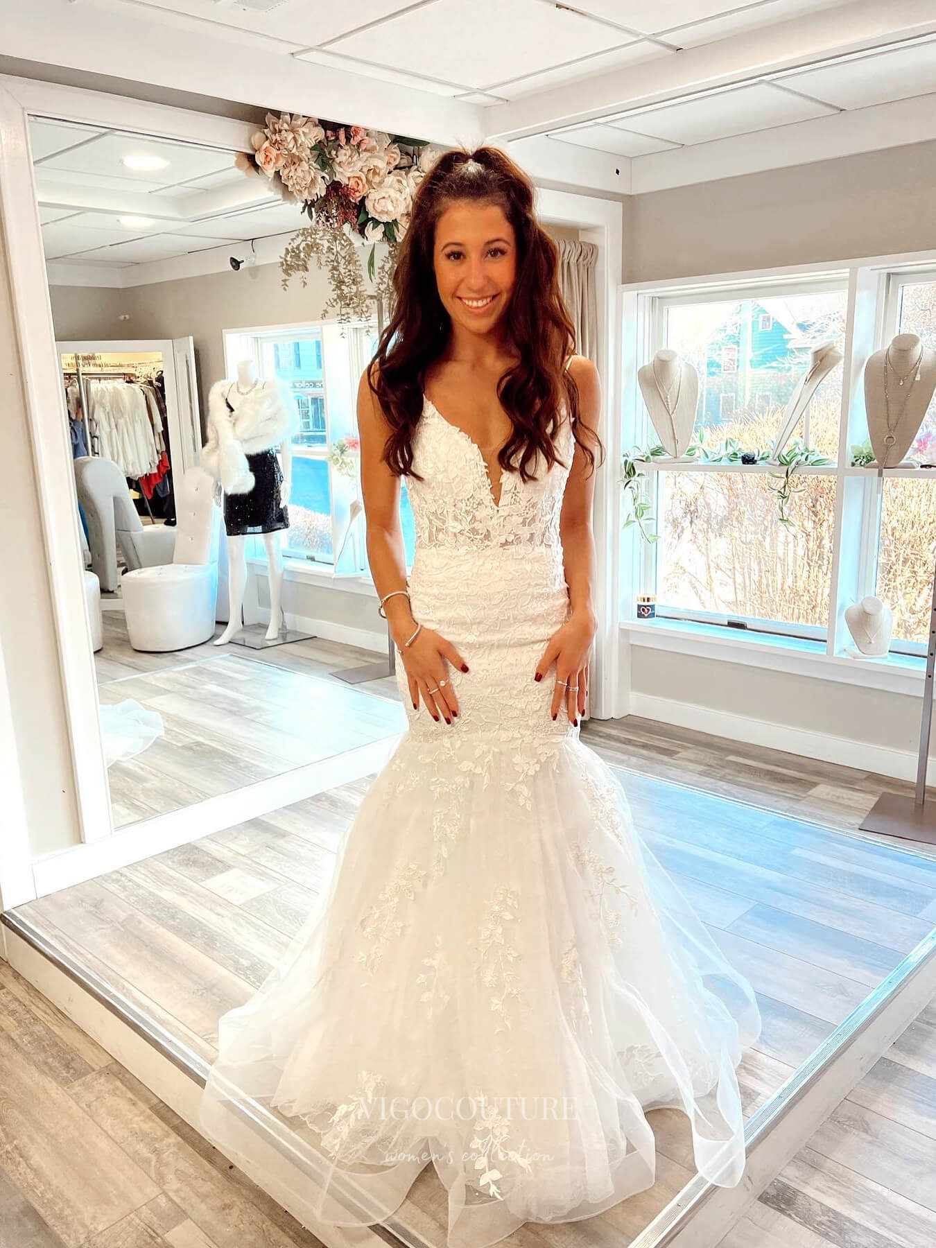 Ivory Lace Applique Mermaid Prom Dresses Spaghetti Strap Sheer Boned Bodice 24121 Ivory / US6 Ivory Lace Applique Mermaid Prom Dresses Spaghetti Strap Sheer Boned Bodice 24121 Ivory / US6