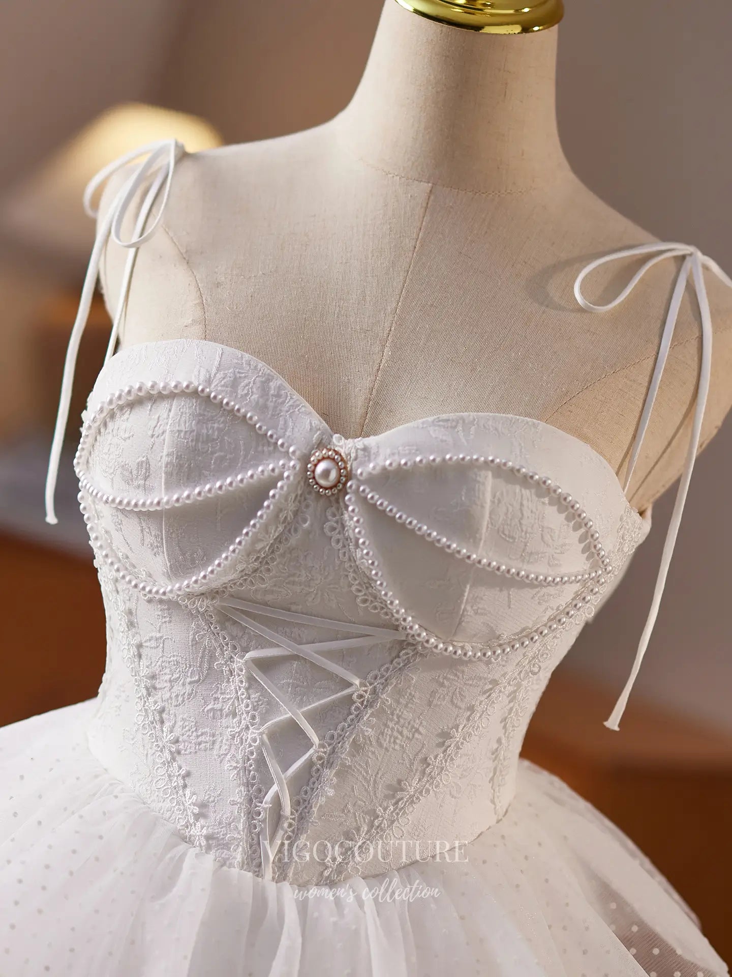 Prom Dresses 2025 to impress Ivory Lace Homecoming Dress with Pearl-Embellished Corset & Tiered Tulle Skirt – HC485-vigocouture-vigocouture