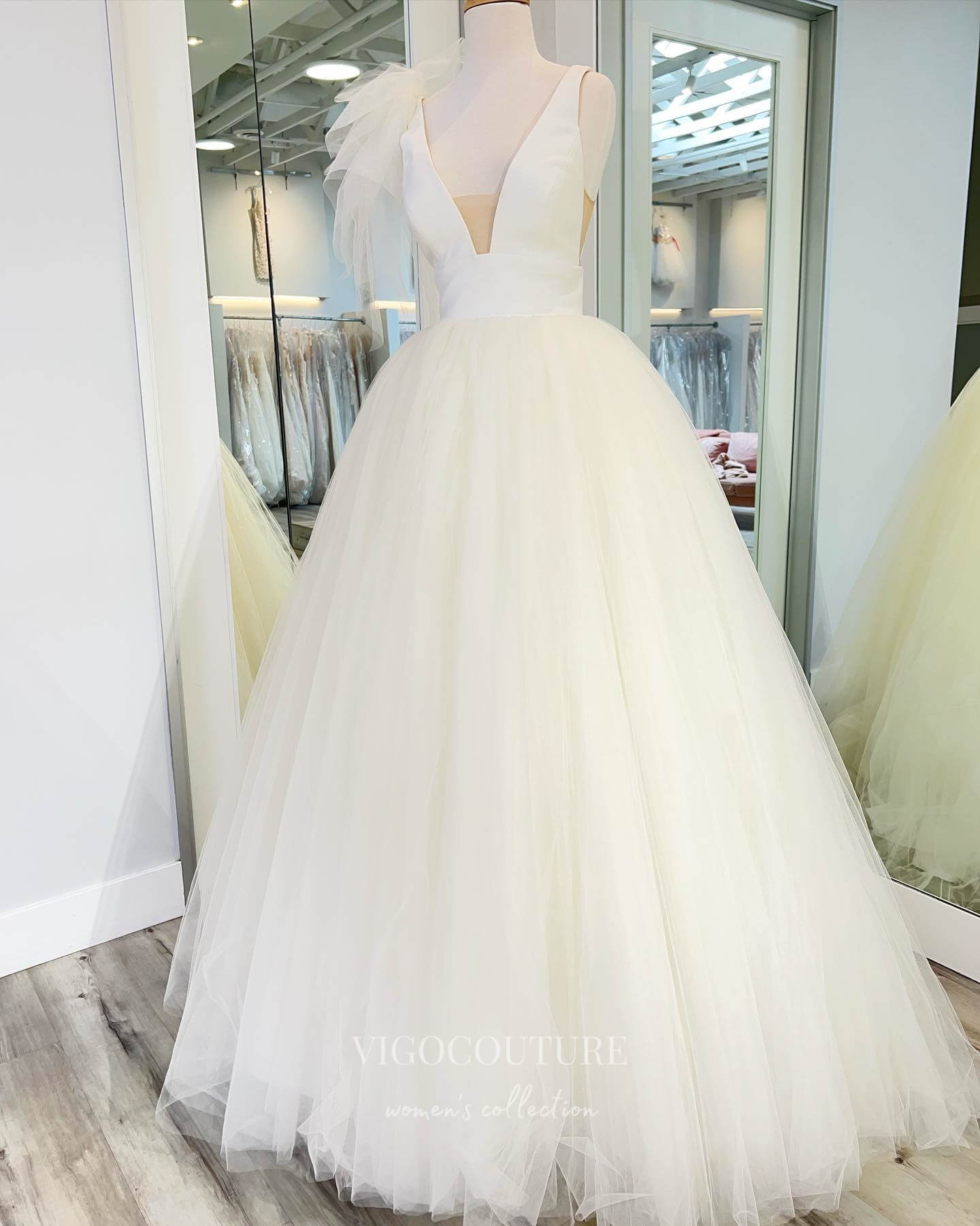 Ivory Tulle Prom Dresses Plunging V-Neck Formal Gown 21863 vigocouture Ivory Tulle Prom Dresses Plunging V-Neck Formal Gown 21863 vigocouture