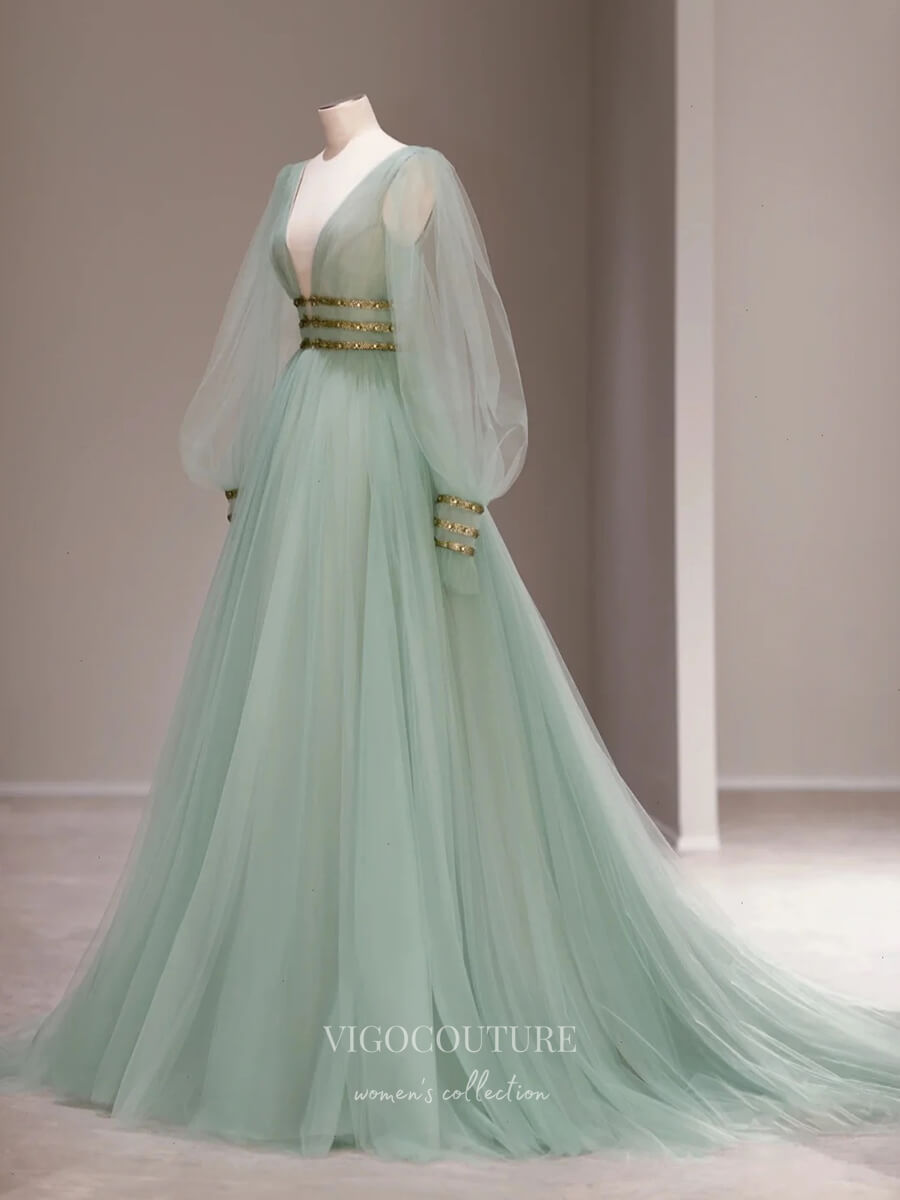 Green V-Neck Tulle Long Prom Dress, Long Sleeve Evening Dress US 8 / Green Green V-Neck Tulle Long Prom Dress, Long Sleeve Evening Dress US 8 / Green