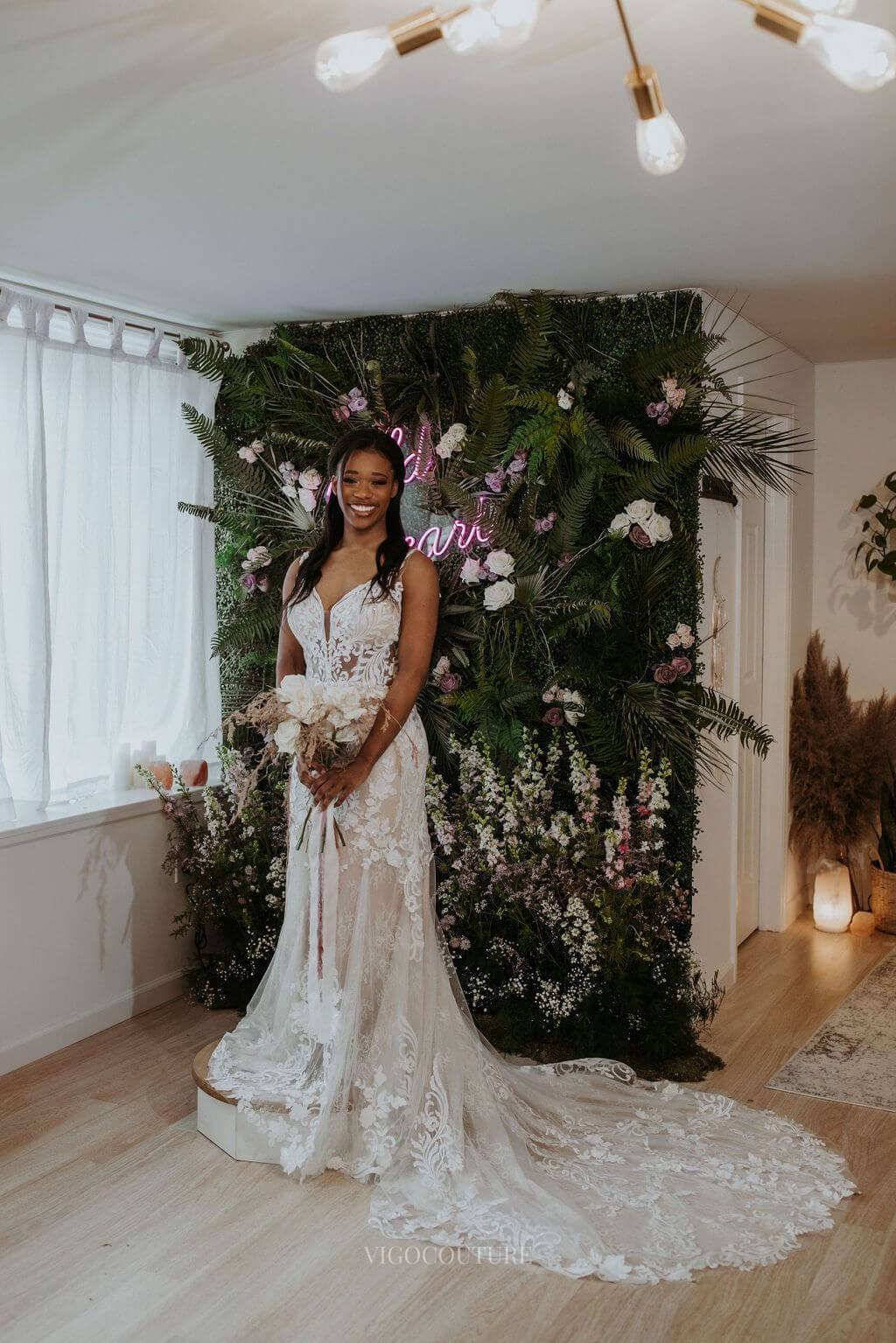 Boho Lace Applique V-Neck Wedding Dress Spaghetti Strap Mermaid