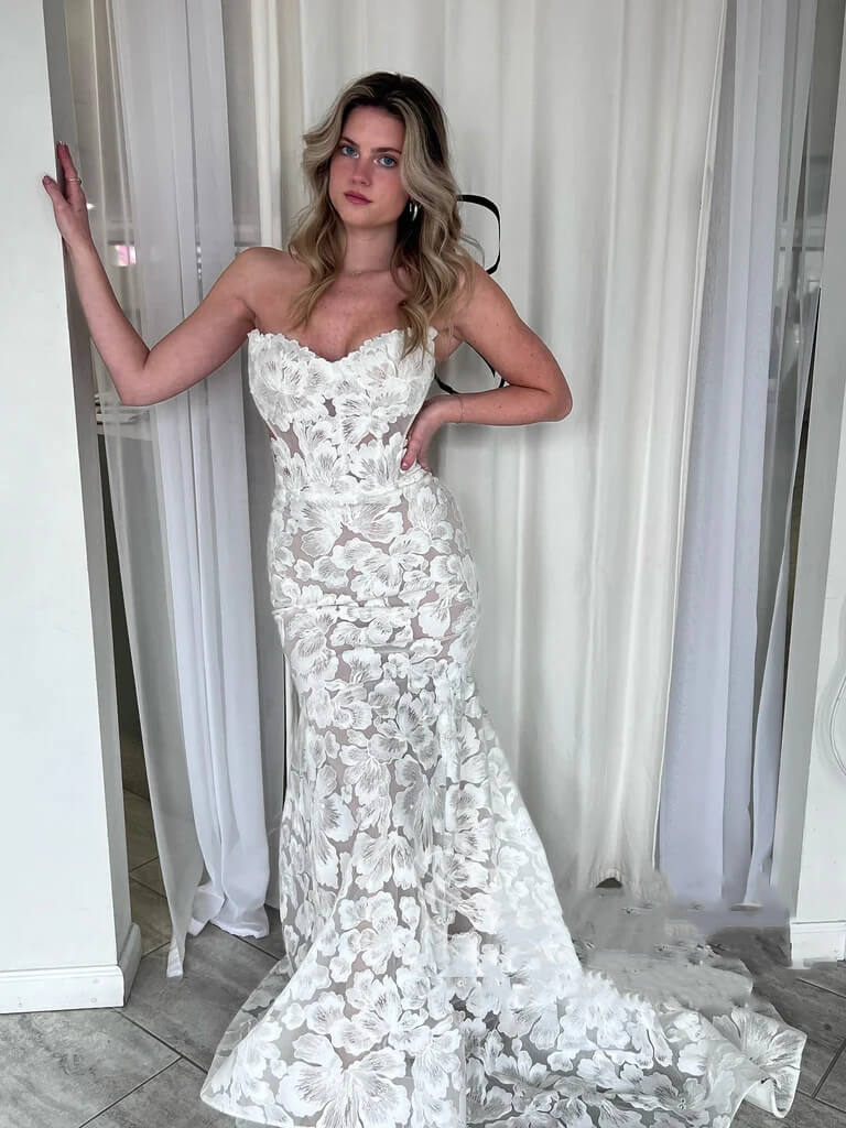 Floral Lace Sheath Wedding Dress Strapless Bohemian Bridal Gown TS001B Custom Colors / Custom Size Floral Lace Sheath Wedding Dress Strapless Bohemian Bridal Gown TS001B Custom Colors / Custom Size