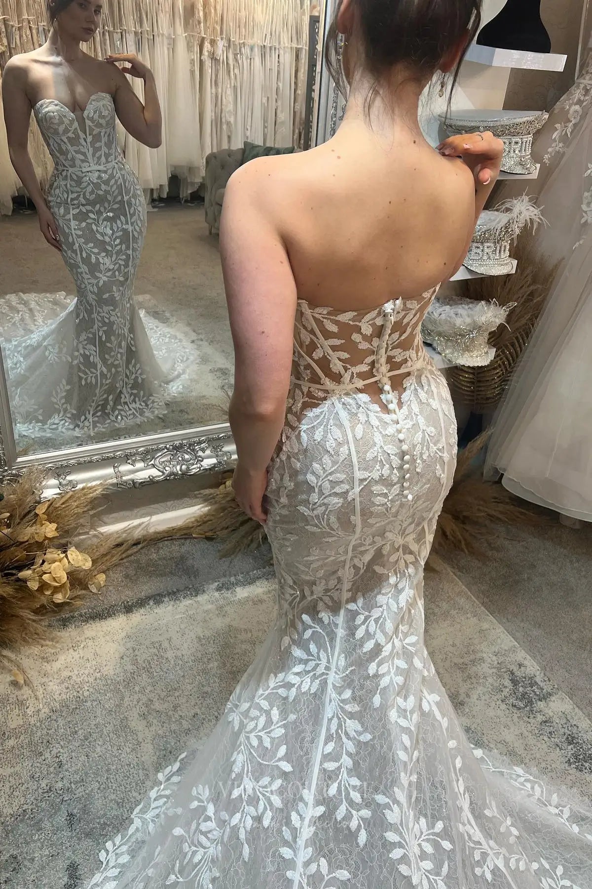 Wedding Dresses 2025 to impress Ivory Strapless Lace Mermaid Wedding Dress with Sweetheart Neckline, Sheer Corset Back & Chapel Train – W2278-vigocouture-vigocouture