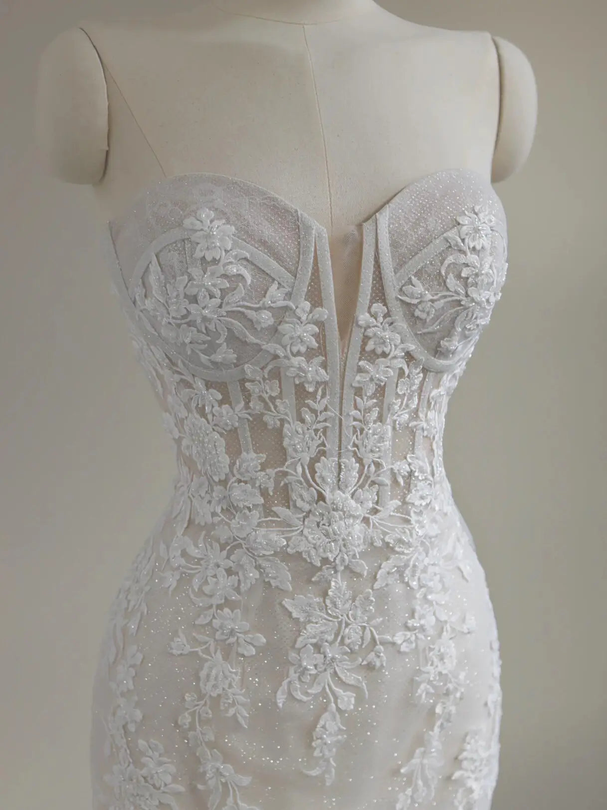 Wedding Dresses 2025 to impress Off-Shoulder Lace Mermaid Wedding Gown with 3D Floral Appliqué and Sheer Train – Style RD005-vigocouture-vigocouture