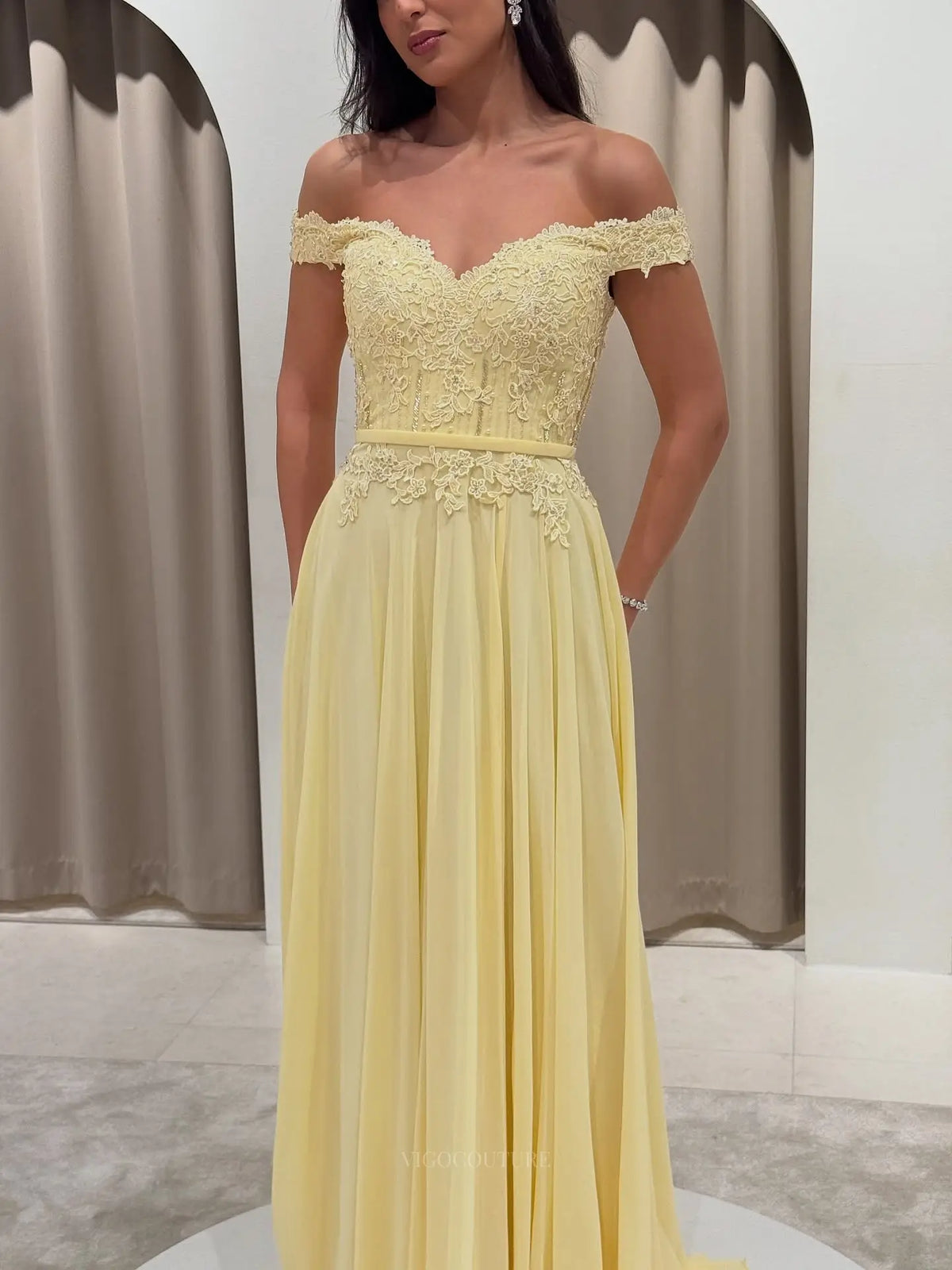 Romantic Off-Shoulder Lace A-Line Prom Dress with Sweetheart Neckline, Chiffon Skirt and High Slit - P26047
