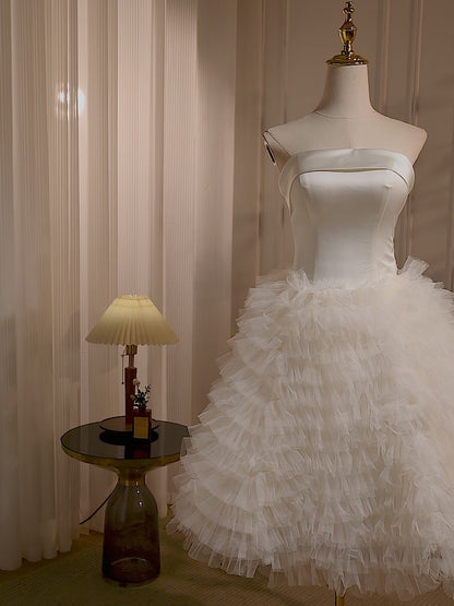 Vestido de fiesta corto de tul con volantes color marfil sin tirantes hc297 