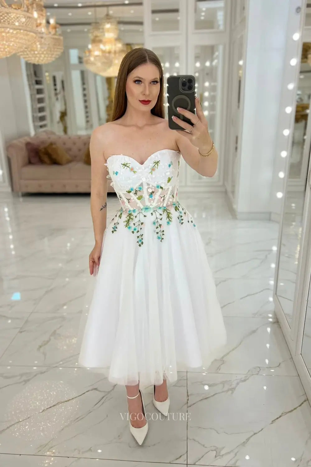 Wedding Dresses 2025 to impress Whimsical Floral Embroidered Short Wedding Dress with Sweetheart Neckline & Sheer Corset Bodice – W2645-vigocouture-vigocouture