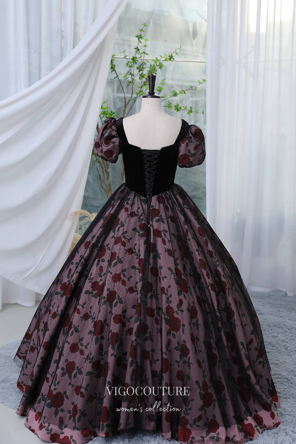 Prom Dress 2025 Black Floral Prom Dress with Puffed Sleeve and Velvet Bodice 22291-unique elegant Prom Dresses-Black-Custom Size-vigocouture