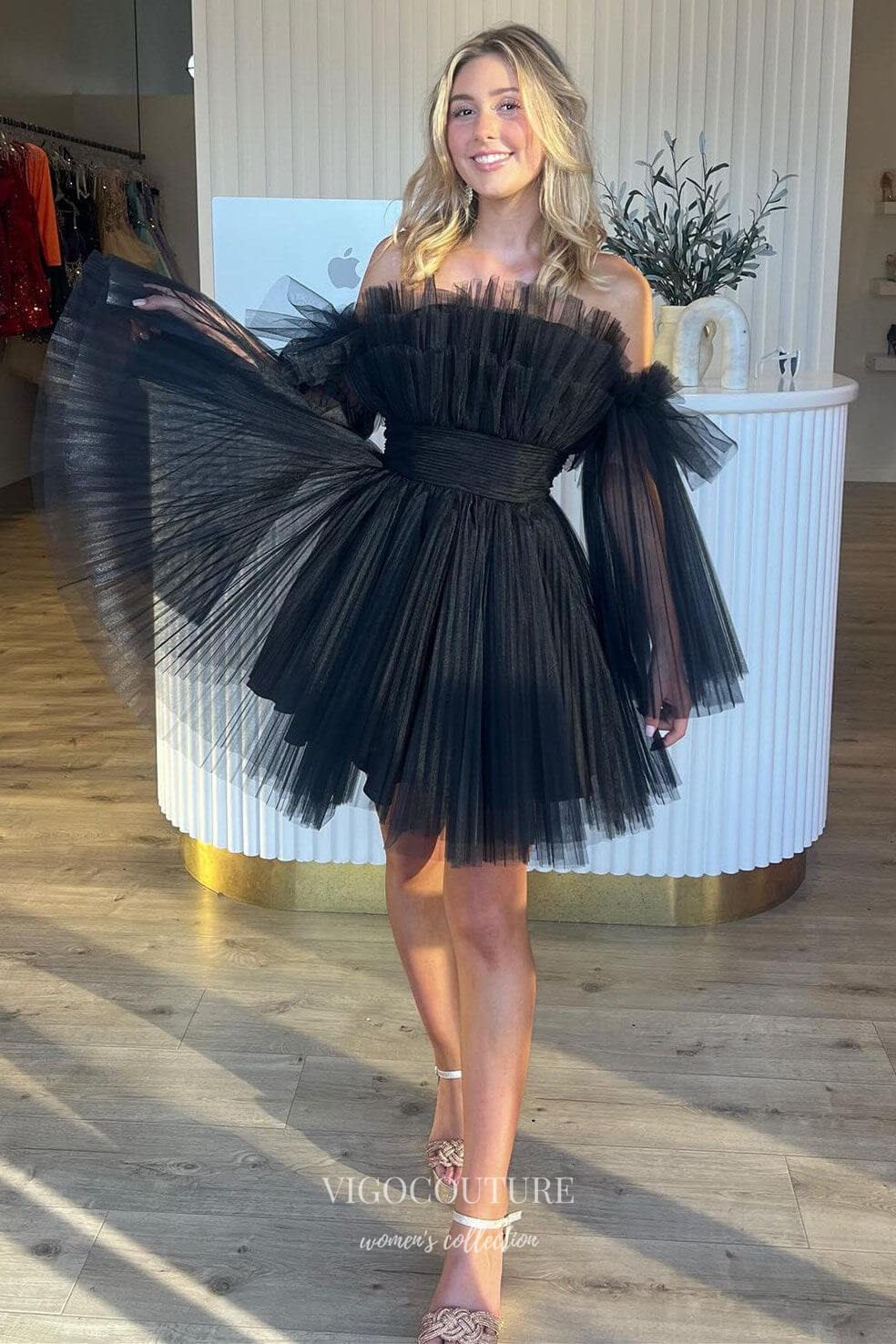 Short Prom Dresses 2025 Black Ruffled Tiered Homecoming Dresses Pleated A-Line Back to School Dress hc430-Prom Dresses-vigocouture-Black-Custom Size-vigocouture