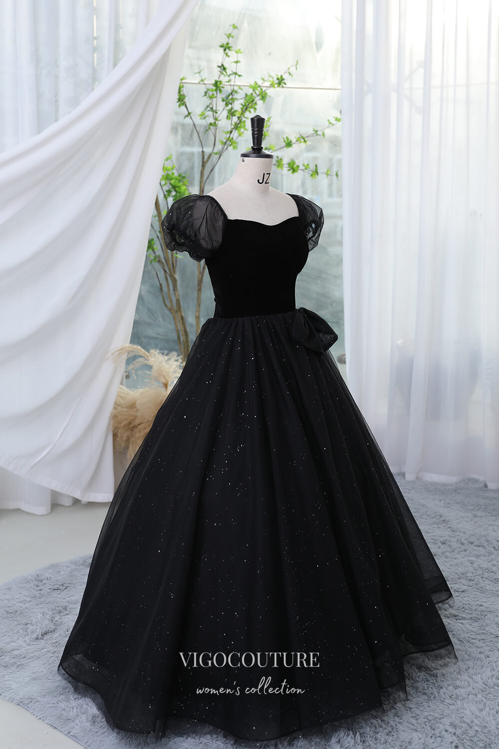 Black Sparkly Prom Dress with Puffed Sleeve 22290 vigocouture Black Sparkly Prom Dress with Puffed Sleeve 22290 vigocouture
