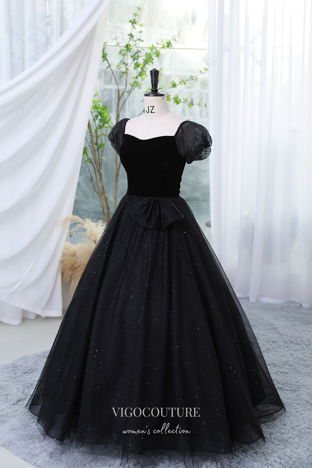 Black Sparkly Prom Dress with Puffed Sleeve 22290 Black / US8 Black Sparkly Prom Dress with Puffed Sleeve 22290 Black / US8