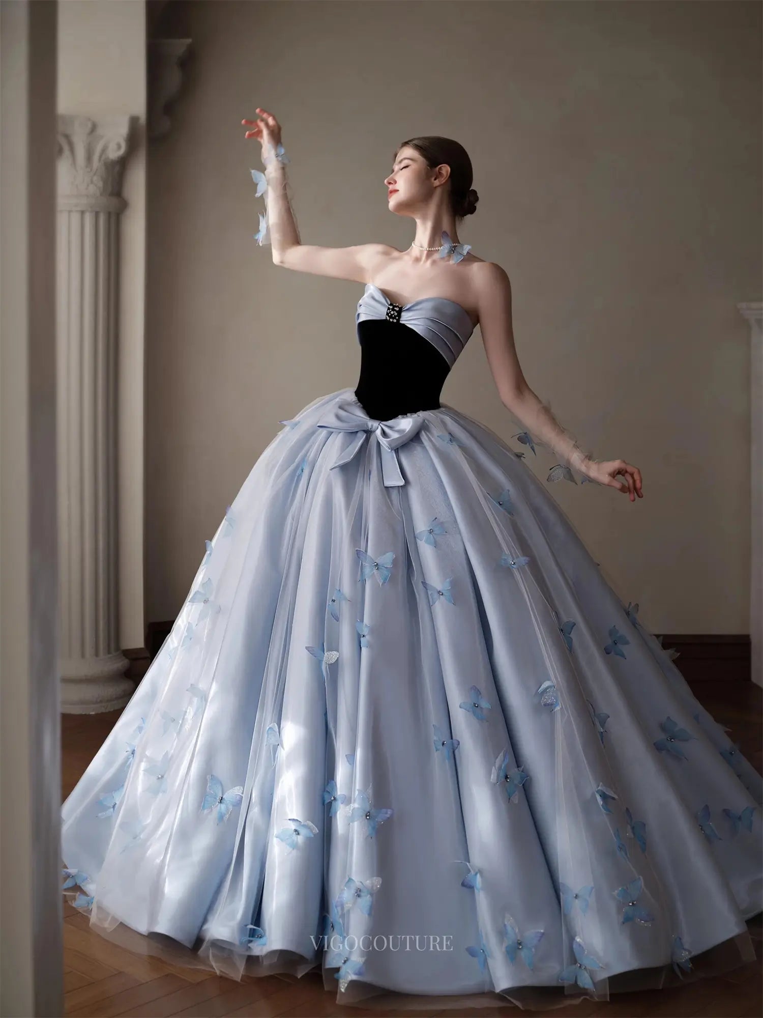 elegant dress to impress Caelara