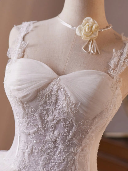 Prom Dresses 2025 to impress Elegant Ivory Lace Short Prom Dress with Sweetheart Neckline & Lace Straps – 26006-vigocouture-vigocouture