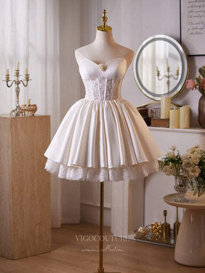 Prom Dresses 2025 to impress Elegant Ivory Satin Homecoming Dress with Lace Corset Bodice & Sweetheart Neckline – 26013-vigocouture-vigocouture