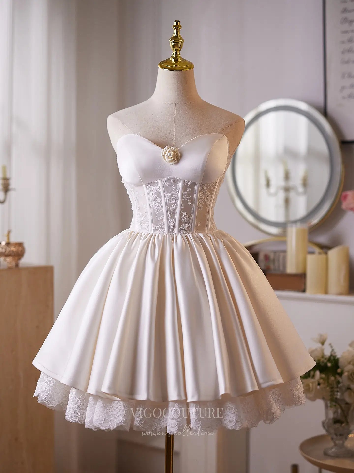 Elegant Ivory Satin Homecoming Dress with Lace Corset Bodice & Sweetheart Neckline – 26013
