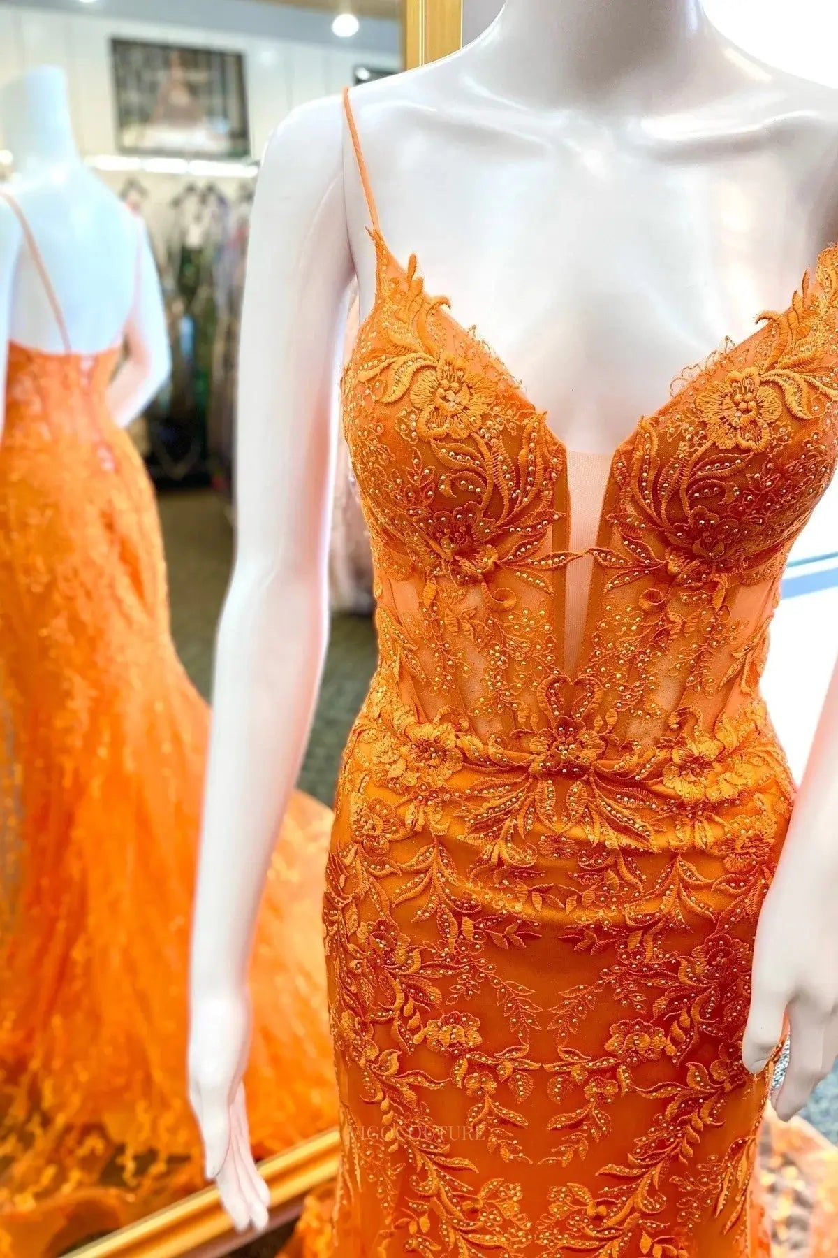 Prom Dresses 2025 to impress Elegant Lace Mermaid Prom Dresses 2025 with Spaghetti Straps & Plunging V-Neck – 25102-vigocouture-Orange-Custom Size-vigocouture