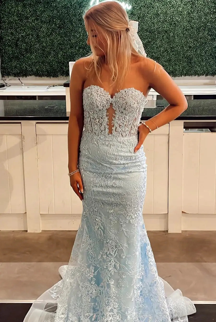 Prom Dresses 2025 to impress Elegant Lace Mermaid Prom Dresses 2025 with Sweetheart Neck & Sheer Boned Bodice – 25118-vigocouture-vigocouture