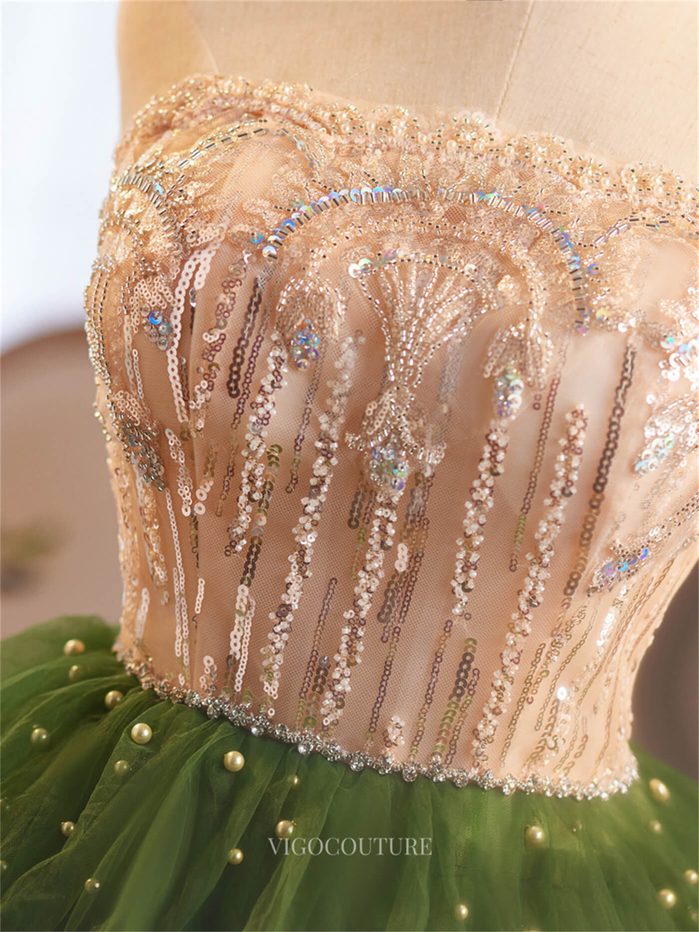 Green Ruffled Strapless Homecoming Dresses Beaded Lace Short Prom Dress hc472 Green / Custom Size Green Ruffled Strapless Homecoming Dresses Beaded Lace Short Prom Dress hc472 Green / Custom Size