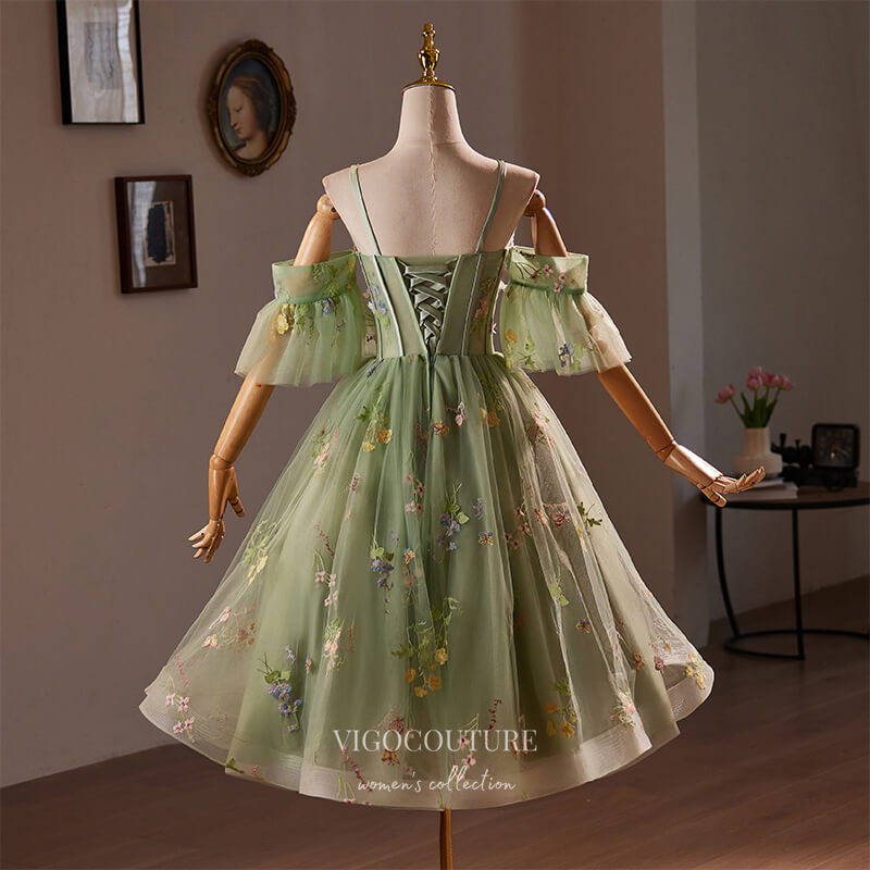 floral applique homecoming dress A-line V neck Lace Short Prom Dress MHL101 SELINADRESS This homecoming dress is everything you dreamed of Off-Shoulder Corset Floral Applique Short