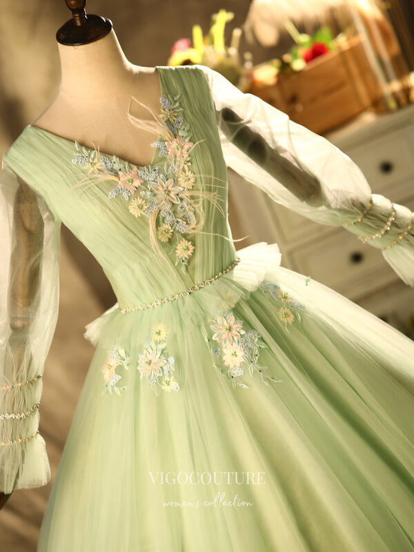 Light Green Lace Applique Quinceanera Dresses Long Sleeve Sweet 16 Dresses 21396 Custom Colors / 20W Light Green Lace Applique Quinceanera Dresses Long Sleeve Sweet 16 Dresses 21396 Custom Colors / 20W