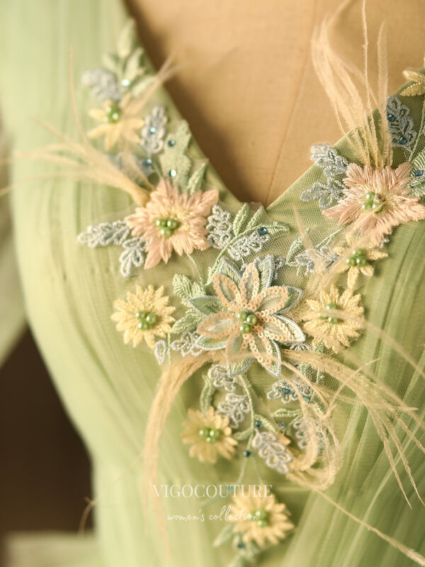 Light Green Lace Applique Quinceanera Dresses Long Sleeve Sweet 16 Dresses 21396 Custom Colors / 20W Light Green Lace Applique Quinceanera Dresses Long Sleeve Sweet 16 Dresses 21396 Custom Colors / 20W
