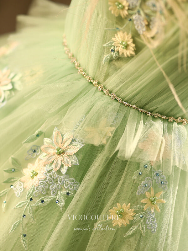 Light Green Lace Applique Quinceanera Dresses Long Sleeve Sweet 16 Dresses 21396 Custom Colors / 20W Light Green Lace Applique Quinceanera Dresses Long Sleeve Sweet 16 Dresses 21396 Custom Colors / 20W