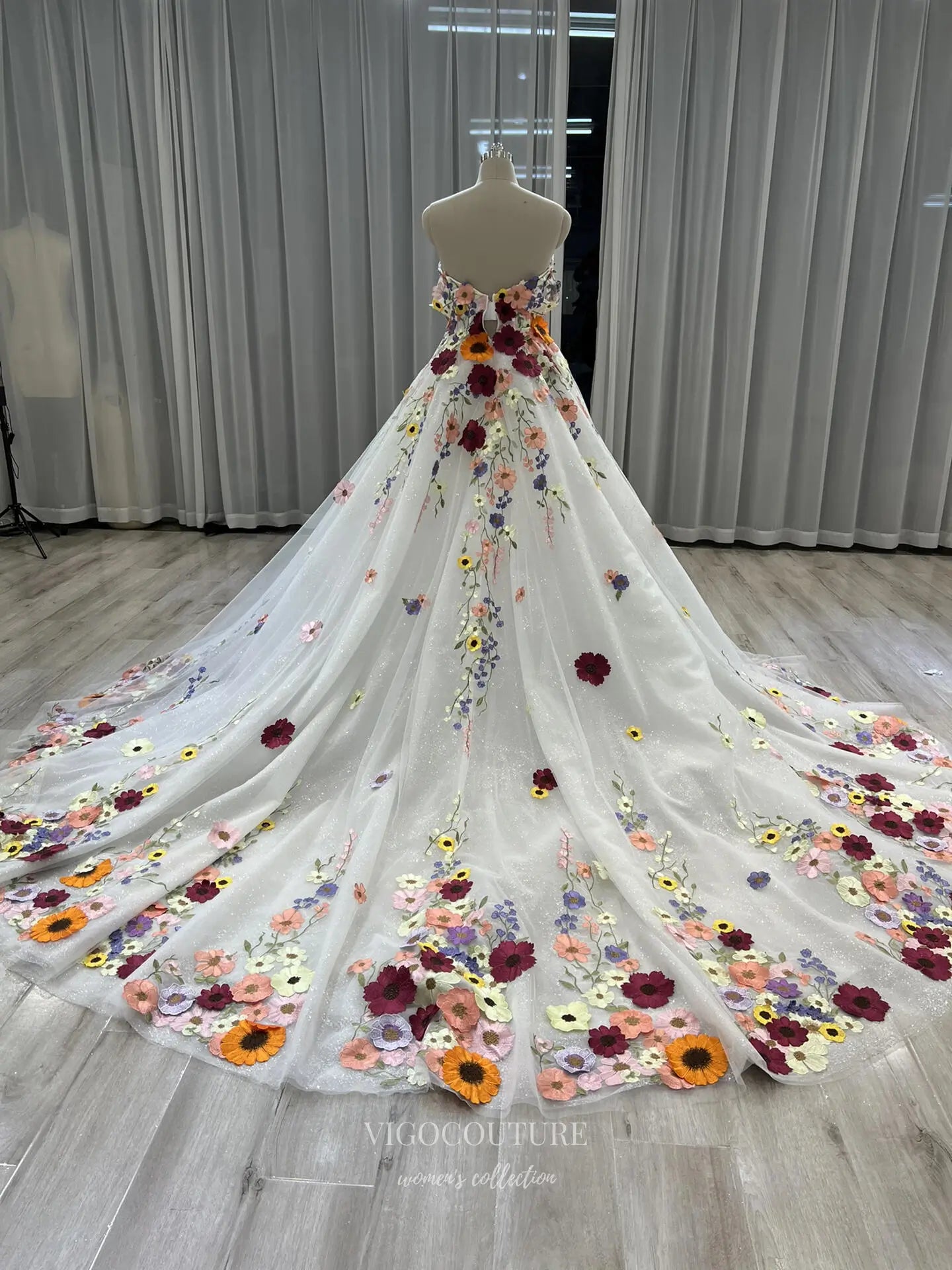 Prom Dresses 2025 to impress Multicolor Floral Embroidered Ball Gown with Sparkle Tulle and Removable Sleeves – F004-vigocouture-vigocouture