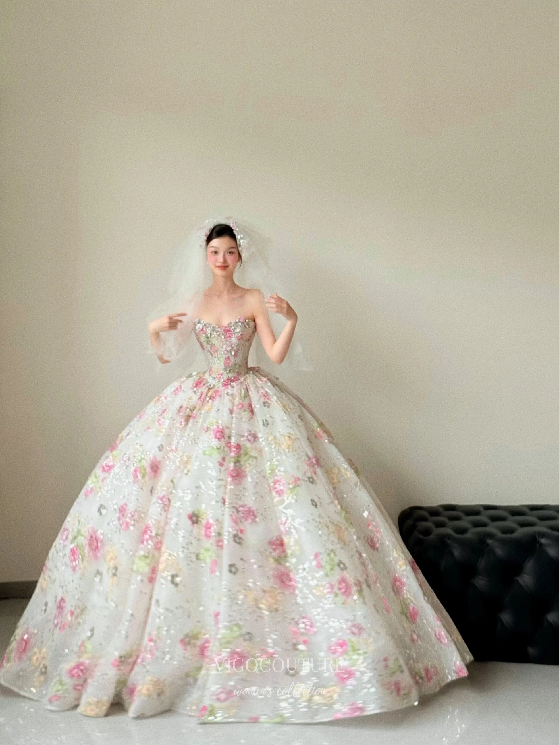 Prom Dresses 2025 to impress Floral Ball Gown Wedding Dress with 3D Appliqué, Sparkle Tulle Skirt and Strapless Sweetheart Bodice – F001-vigocouture-vigocouture