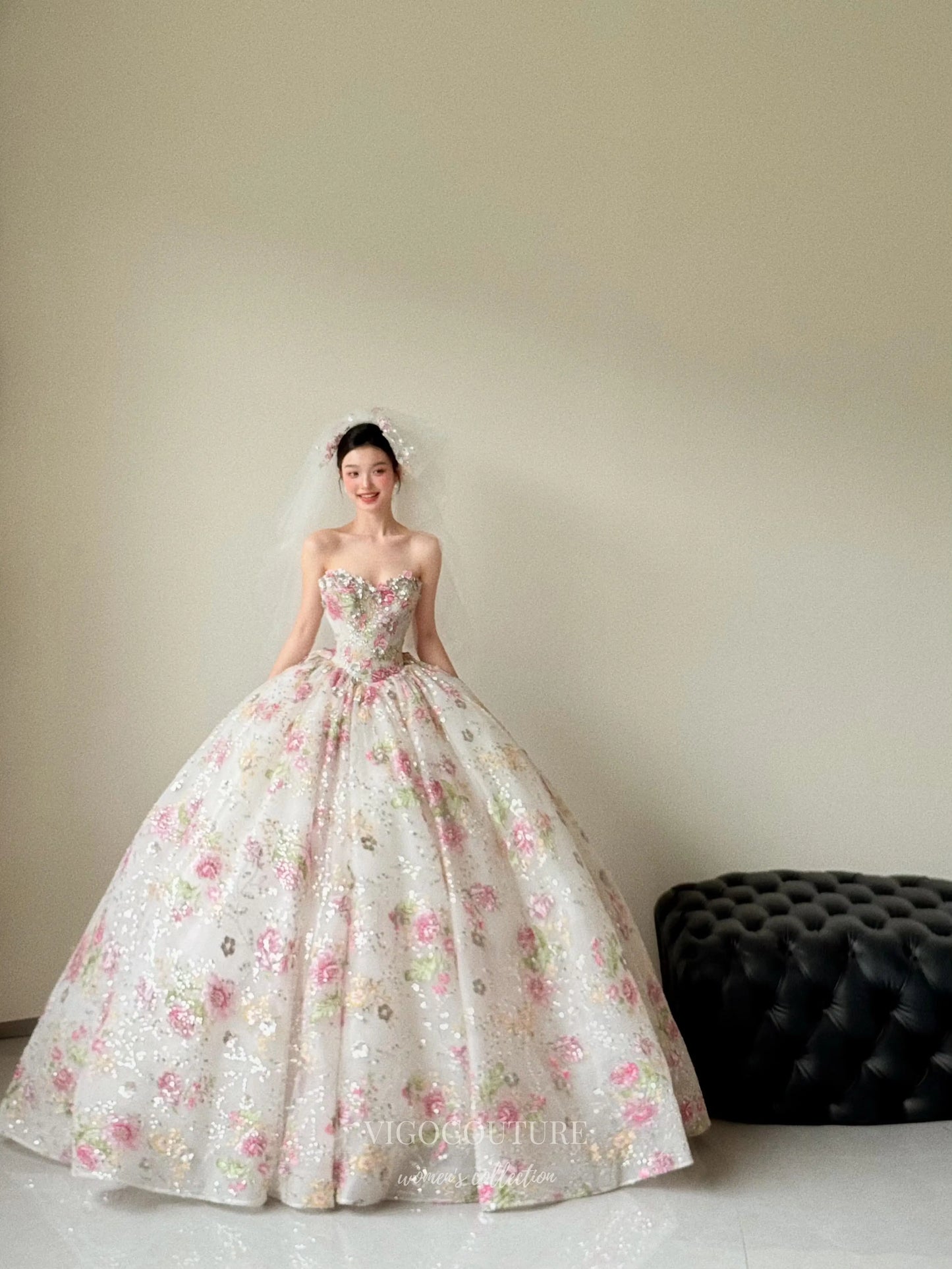 Prom Dresses 2025 to impress Floral Ball Gown Wedding Dress with 3D Appliqué, Sparkle Tulle Skirt and Strapless Sweetheart Bodice – F001-vigocouture-vigocouture