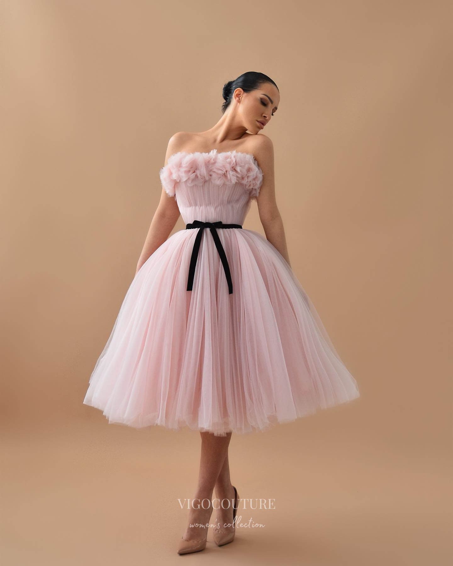 Short Prom Dresses 2025 Pink Pleated Tulle Short Prom Dresses Belt Strapless Hoco Dress 24066-Prom Dresses-vigocouture-Pink-Custom Size-vigocouture