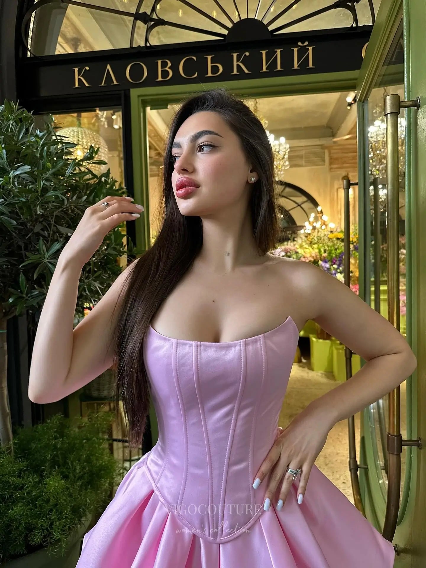 Prom Dresses 2025 to impress Pink Strapless Satin Corset Homecoming Dress with Bubble Skirt and Lace-Up Back – HC505-vigocouture-vigocouture