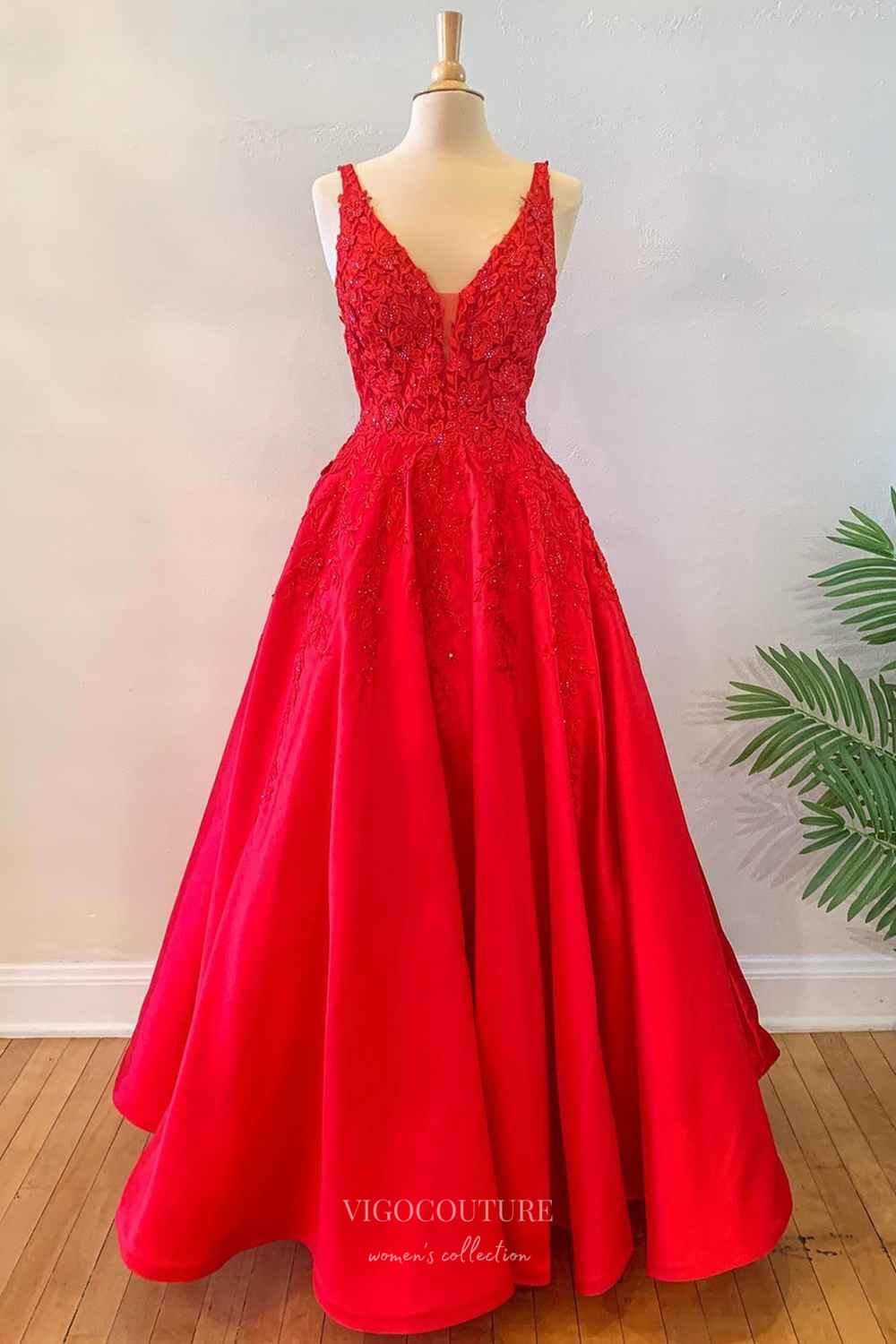 Prom Dress 2025 Red Beaded Lace Applique Prom Dresses 2024 Plunging V-Neck Open Back 24237-unique elegant Prom Dresses-Red-Custom Size-vigocouture