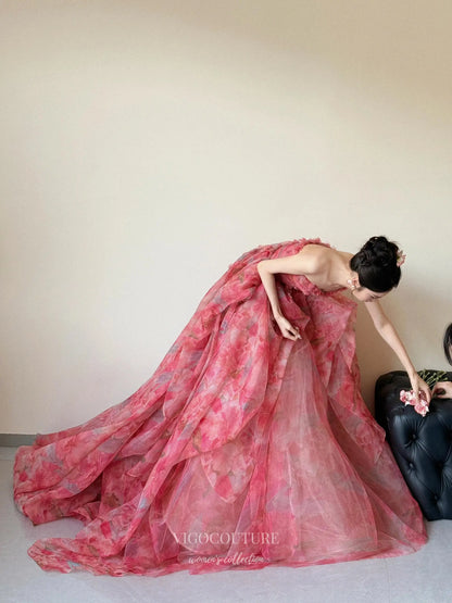 Prom Dresses 2025 to impress Romantic Red Floral Ball Gown with Strapless Bodice and Layered Organza Skirt – F002-vigocouture-vigocouture