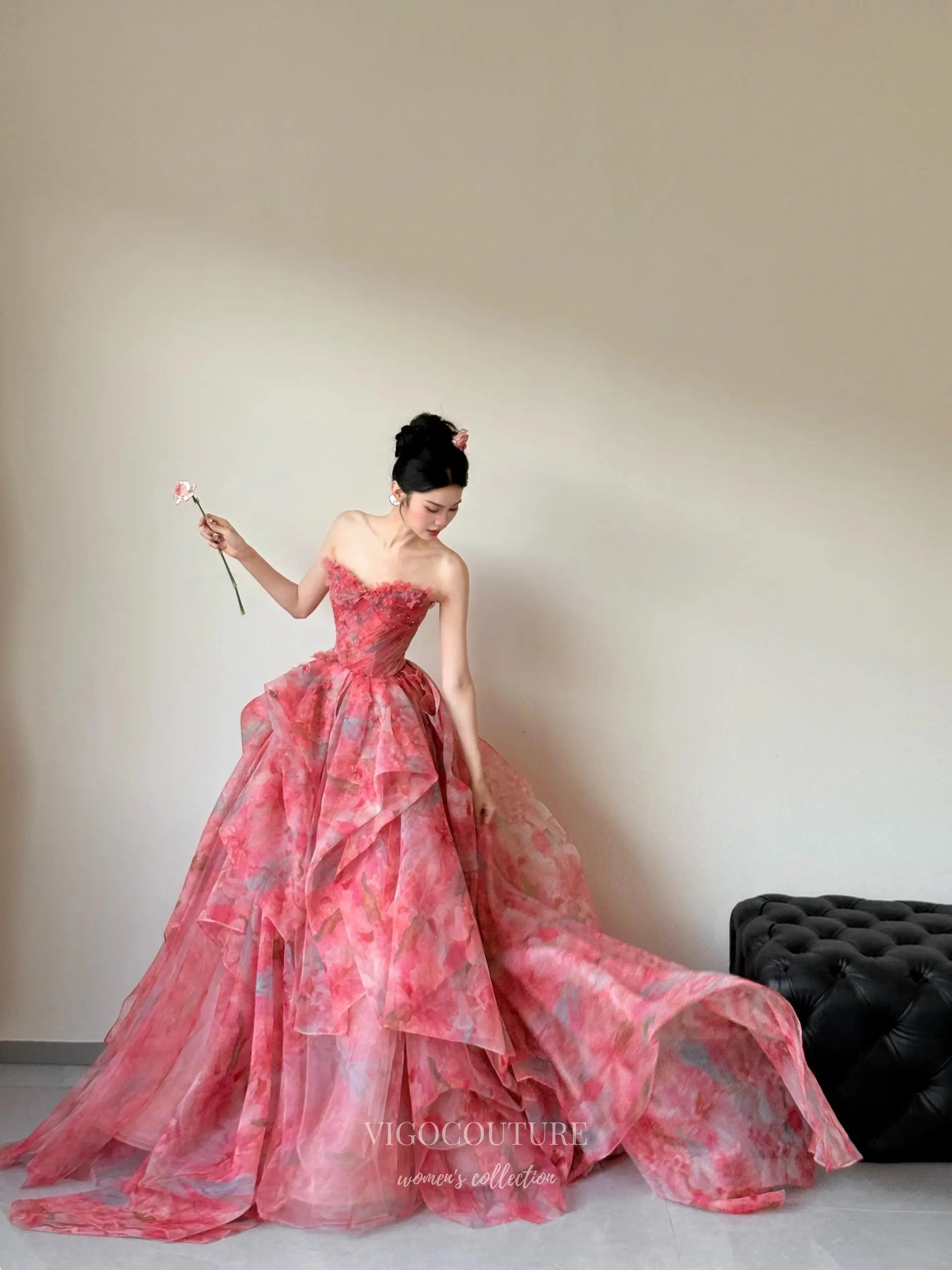 Prom Dresses 2025 to impress Romantic Red Floral Ball Gown with Strapless Bodice and Layered Organza Skirt – F002-vigocouture-vigocouture