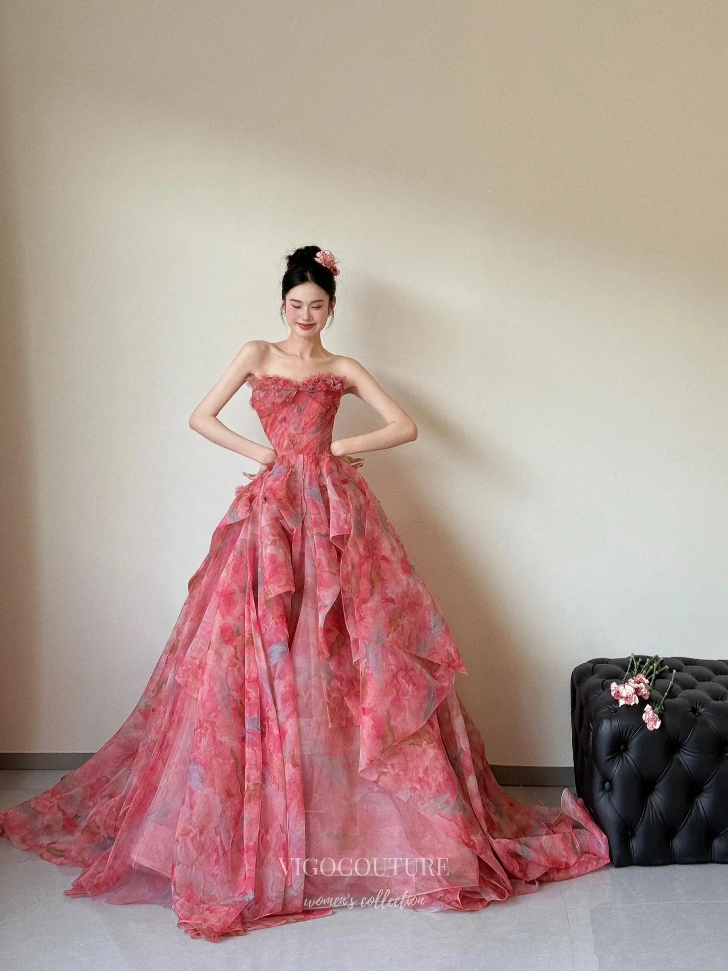 Prom Dresses 2025 to impress Romantic Red Floral Ball Gown with Strapless Bodice and Layered Organza Skirt – F002-vigocouture-vigocouture