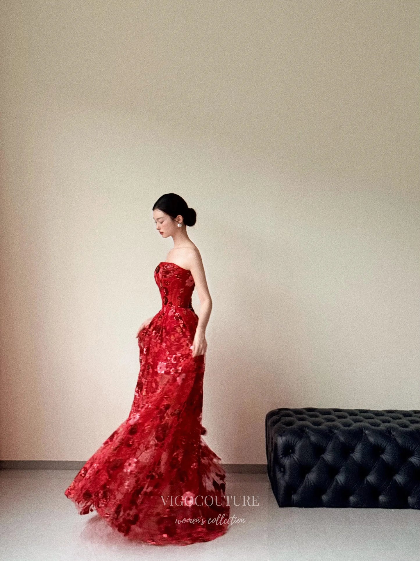 Prom Dresses 2025 to impress Strapless Red Floral Sequin Ball Gown with Embroidered Tulle Skirt – F006-vigocouture-vigocouture