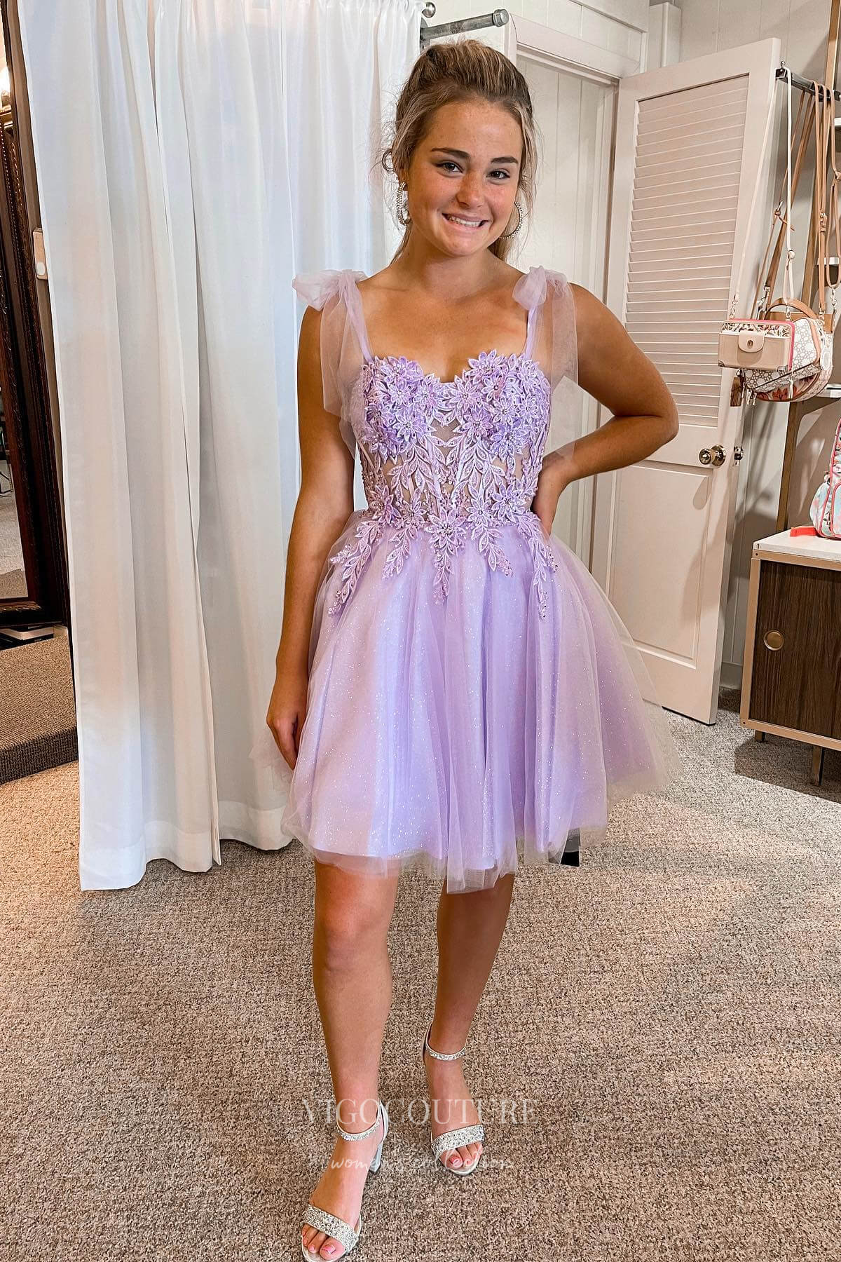 Short Prom Dresses 2025 Twinkle in Lavender: Sparkly Tulle Lace Applique Homecoming Dress with Spaghetti Strap hc244-Prom Dresses-vigocouture-vigocouture