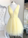 Short Prom Dresses 2025 Yellow Lace Applique Hoco Dress Sparkly Tulle Graduation Dress with Plunging V-Neck hc258-Prom Dresses-vigocouture-Yellow-US0-vigocouture