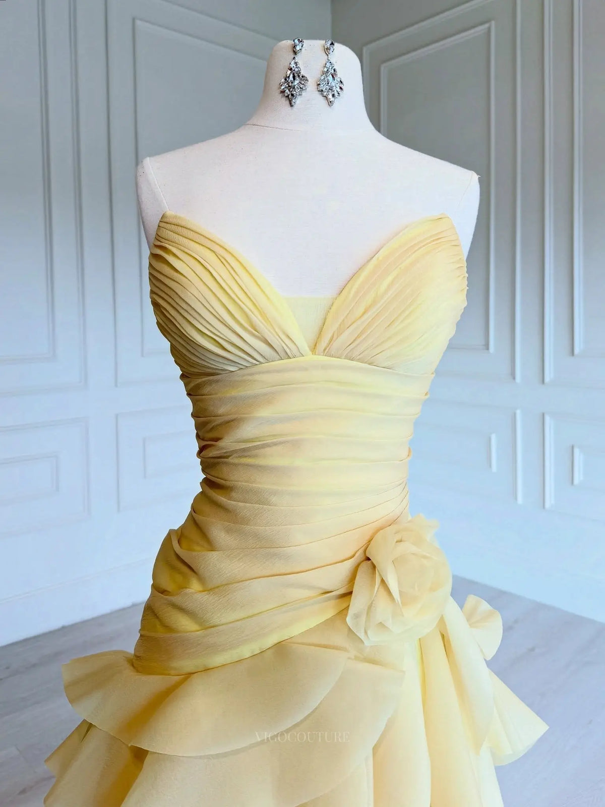Prom Dresses 2025 to impress Yellow Tiered Ruffle Prom Ball Gown with Ruched Sweetheart Bodice and 3D Flower - P26017-vigocouture-vigocouture