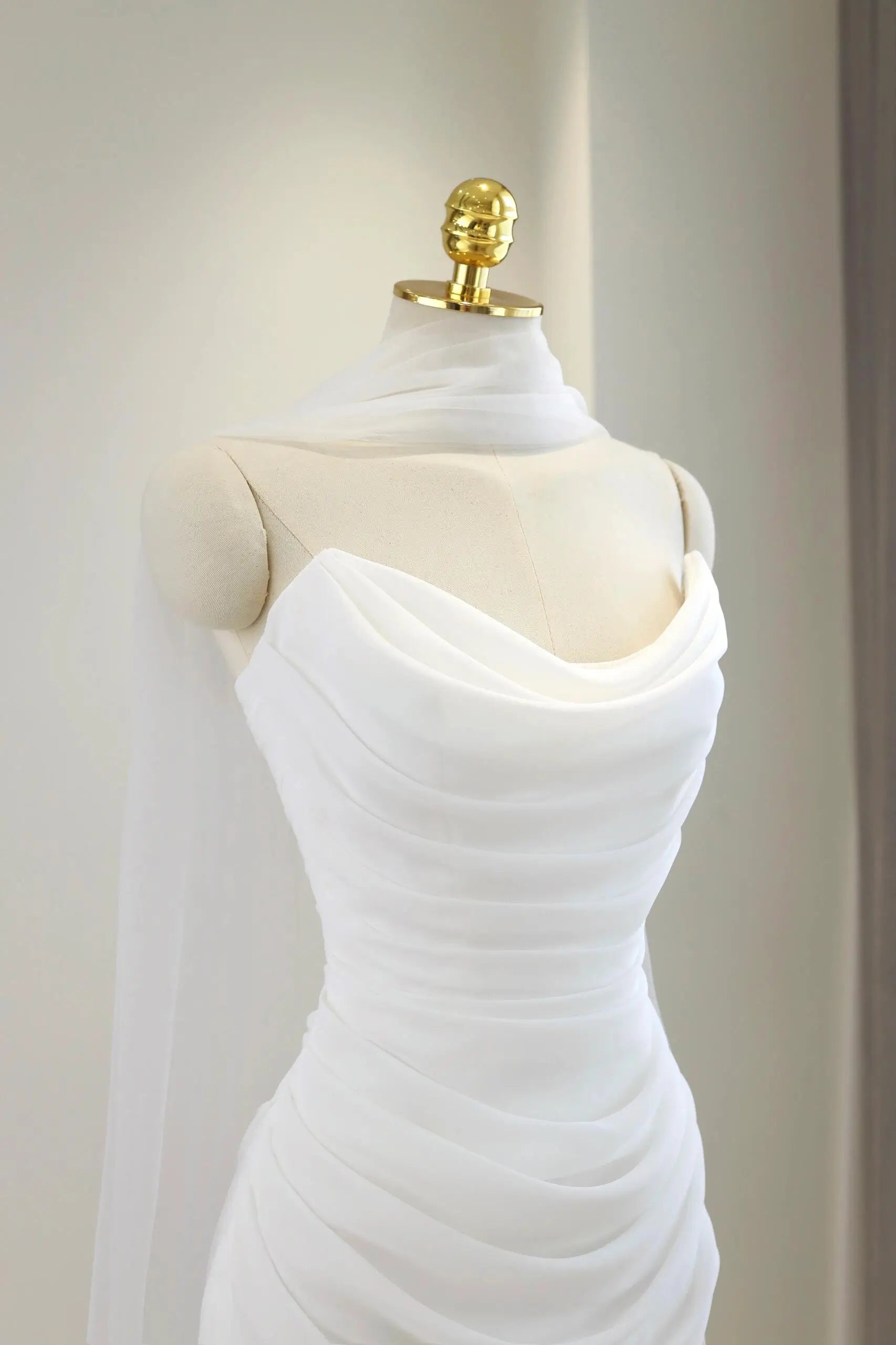 Wedding Dresses 2025 to impress Elegant Chiffon Cowl Neck Wedding Dress with Train and Corset Back – RD022-vigocouture-vigocouture