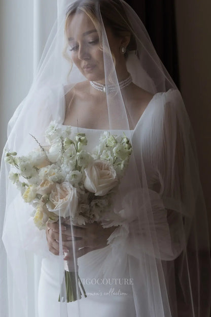 Elegant Ivory Crepe Wedding Dress with Sheer Puff Sleeves, Square Neckline & Open Back – VW2595