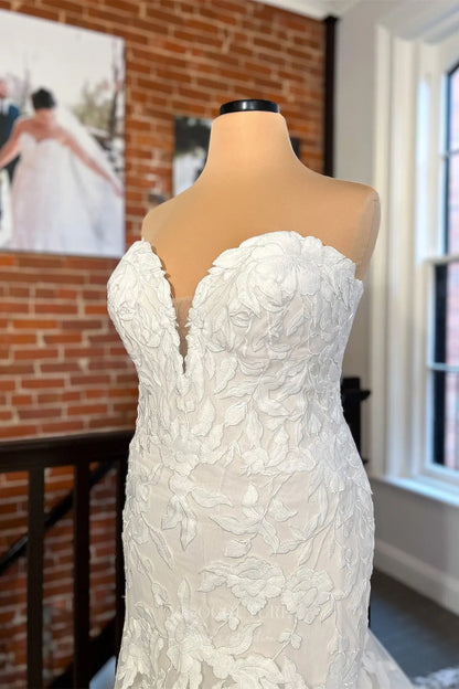 Wedding Dresses 2025 to impress Elegant Ivory Floral Lace Mermaid Wedding Dress with Sweetheart Neckline & Illusion Back – W2346-vigocouture-vigocouture