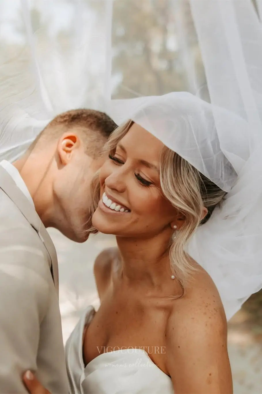 Wedding Dresses 2025 to impress Elegant Ivory Satin Mermaid Wedding Dress with Sheer Corset Back, Optional Tulle Pearl Sleeves & High Slit – W2355-vigocouture-vigocouture