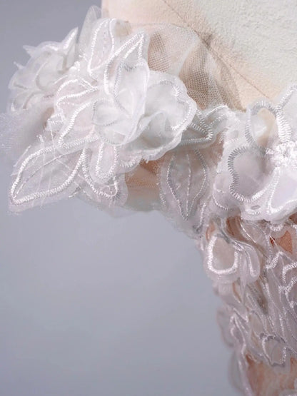 Wedding Dresses 2025 to impress Elegant Off-Shoulder A-Line Lace Wedding Dress with Floral Embroidery | Style RD003-vigocouture-vigocouture