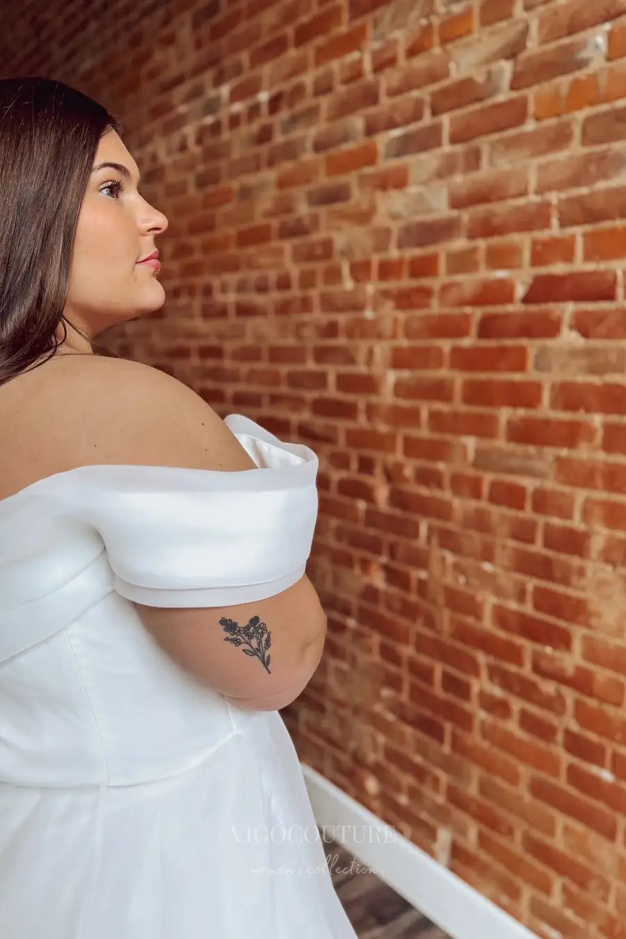 Wedding Dresses 2025 to impress Elegant Off-the-Shoulder Organza Plus Size Wedding Dress with Ruched Bodice and Chapel Train – W2359-vigocouture-vigocouture