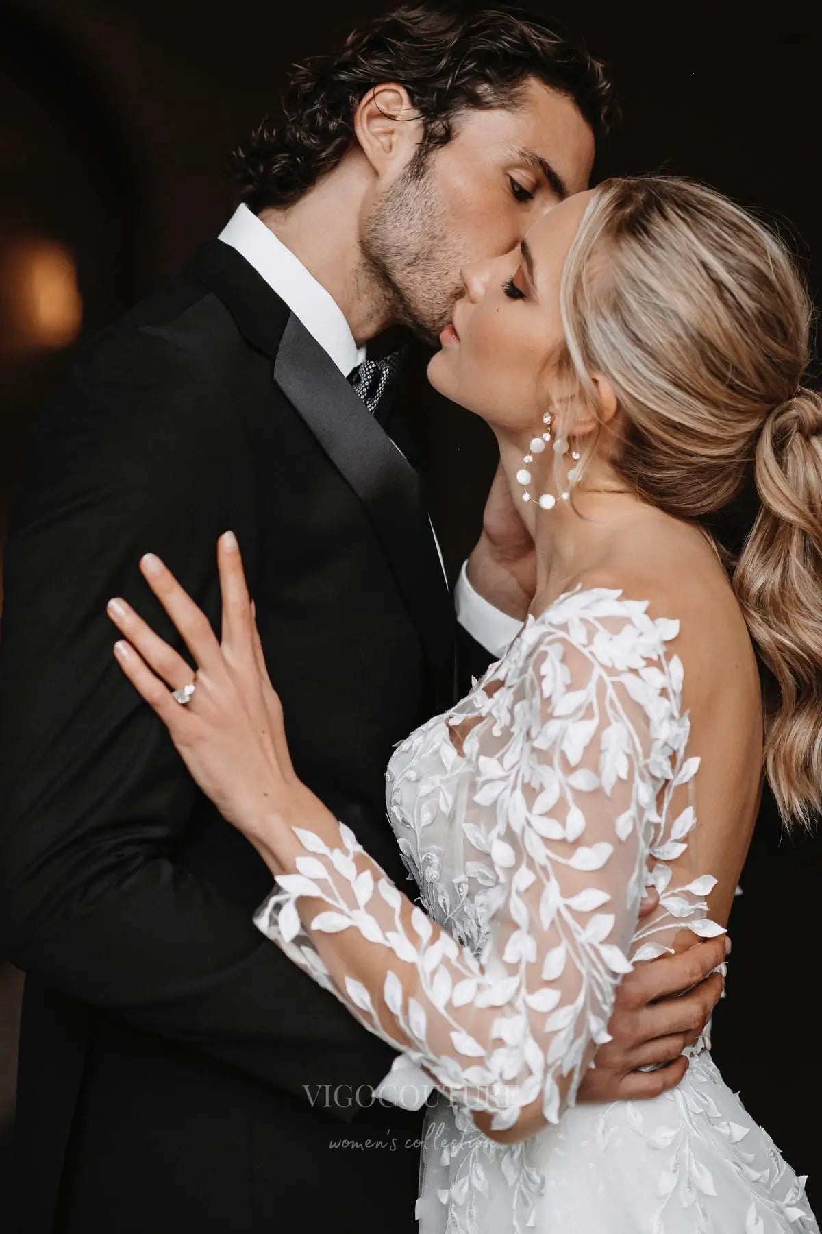 Wedding Dresses 2025 to impress Ethereal Ivory Lace Wedding Dress with Sheer Long Sleeves, Open Back & Leaf Appliqués – W2347-vigocouture-vigocouture