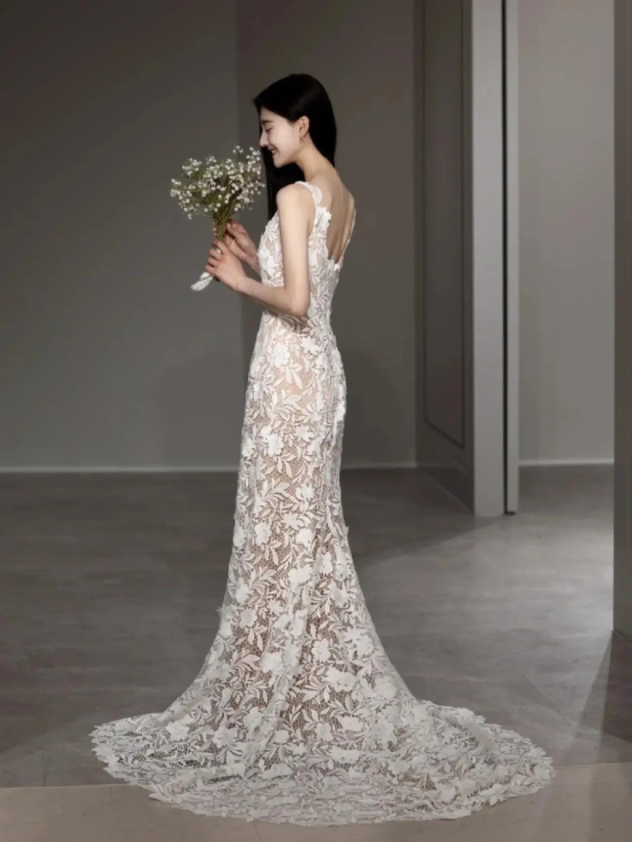 Wedding Dresses 2025 to impress Floral Lace Fit-and-Flare Wedding Dress with Scoop Back and Sheer Details – RD018-vigocouture-vigocouture