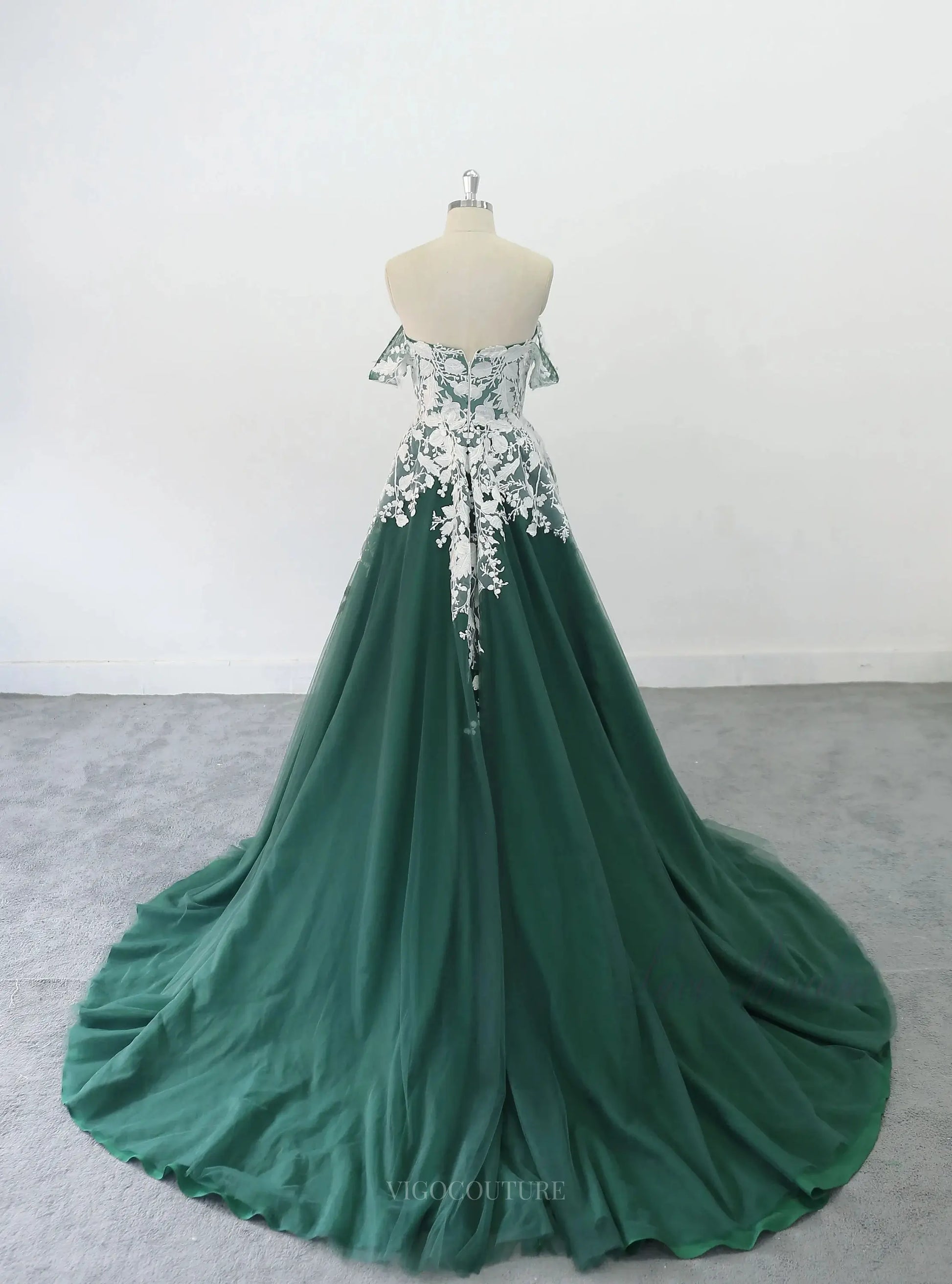 Green Floral Lace Tulle Wedding Dresses with Sweetheart Neckline & Sweep Train - MQ025 Custom Colors / US6 Green Floral Lace Tulle Wedding Dresses with Sweetheart Neckline & Sweep Train - MQ025 Custom Colors / US6