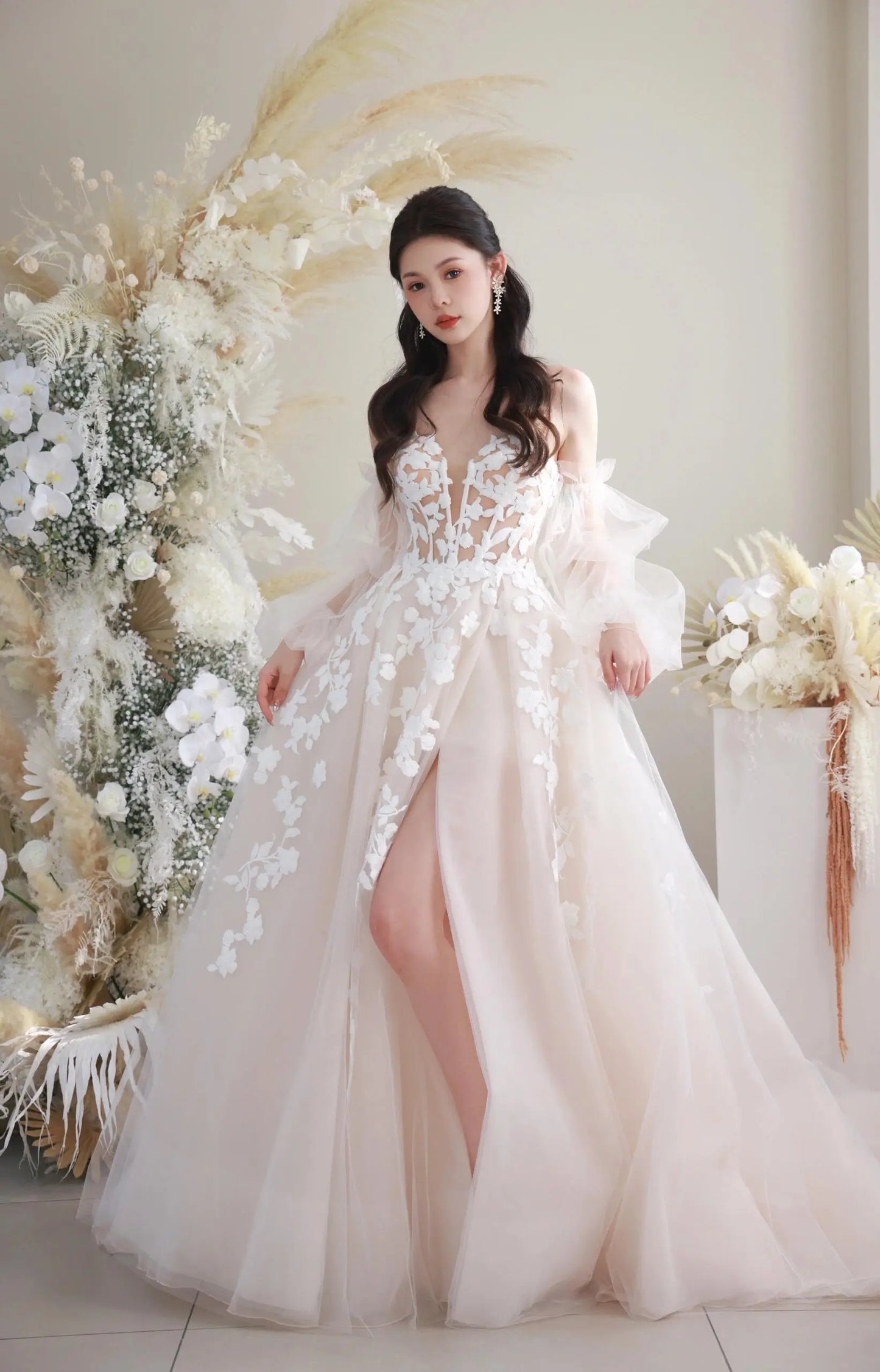 Wedding Dresses 2025 to impress Illusion Floral Lace Tulle Wedding Dress with Puff Sleeves and Slit Skirt – Style RD007-vigocouture-vigocouture